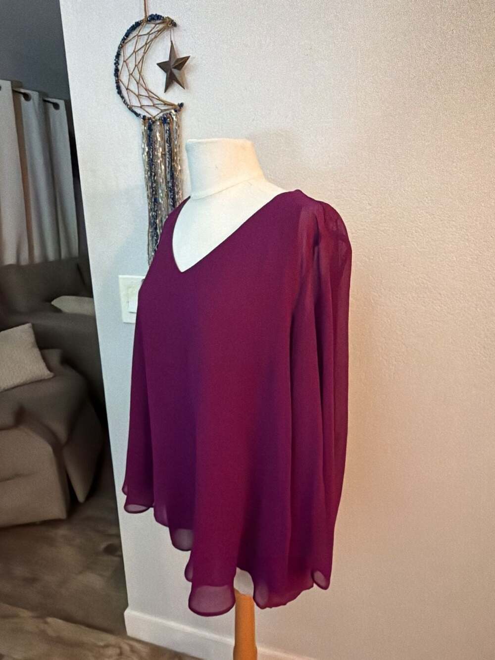Jennifer Lopez Women's Purple V-Neck Flutter Sleeve Chiffon Blouse - Picture 2 of 6